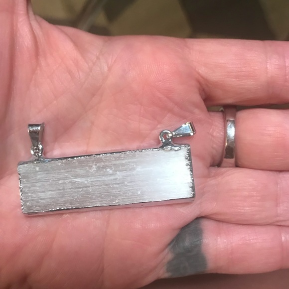 Selenite pendant gold and silver color edging - Picture 2 of 8